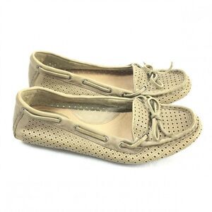 Frye Reagan Perforated Driving Moccasin 6.5 Beige Cream Slip On Loafers